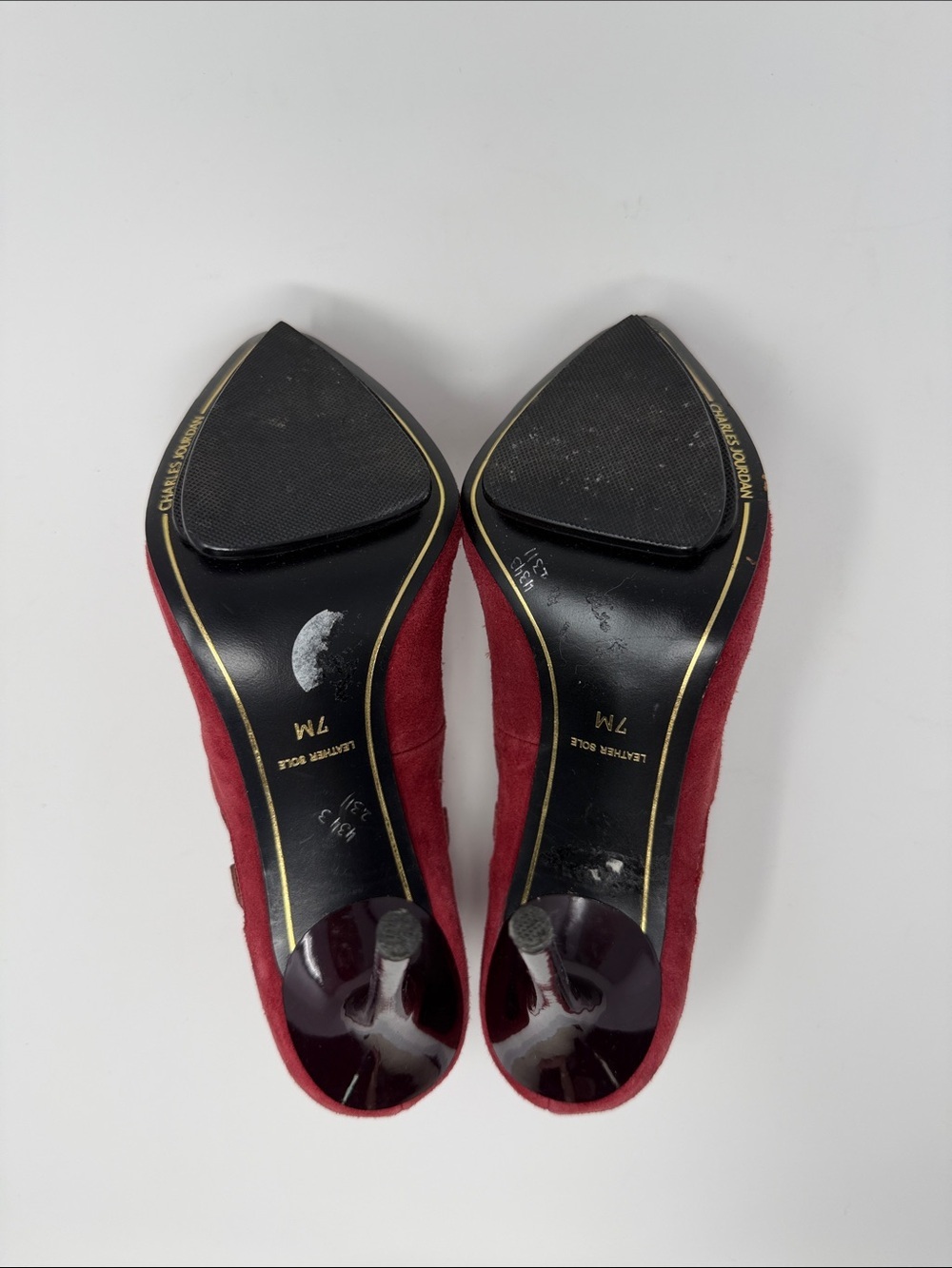 Charles Jourdan Red Suede Cutout Pointed Pumps - Picture 6 of 6